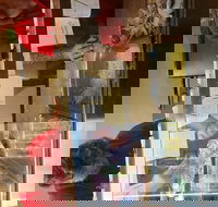 Bruce's Ozzie Pizza  Ribs - Accommodation Main Beach