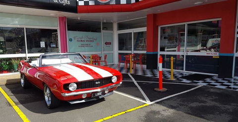 RJ's Rock N Roll Diner - Accommodation Main Beach 9