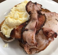 Ziggy's Cafe - Accommodation Main Beach