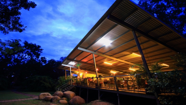 Lake Bennett NT Accommodation Main Beach