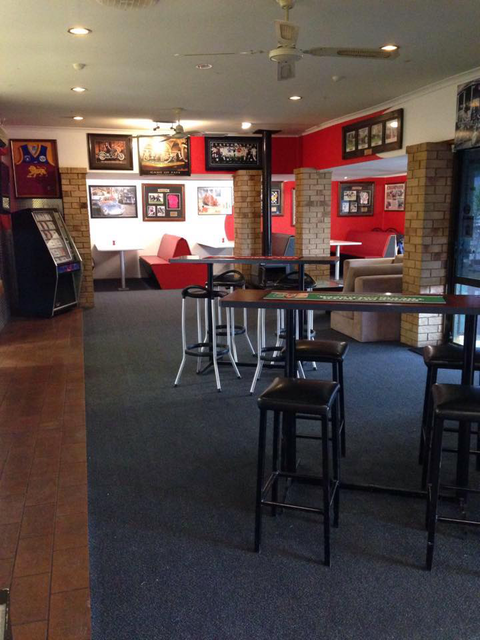 The Back Page Sports Bar & Grill - Accommodation Main Beach 0