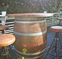 Three Little Pigs Bar  Bistro - Accommodation Main Beach