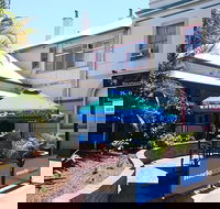 Zeebras Restaurant  Cafe - Accommodation Main Beach