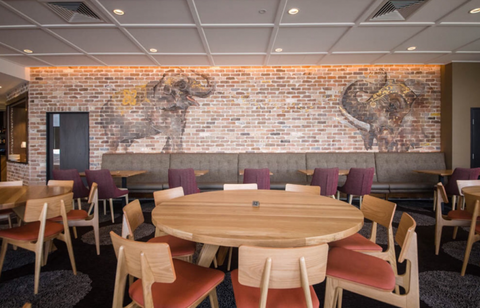 Thai Taste Restaurant - Accommodation Main Beach 4