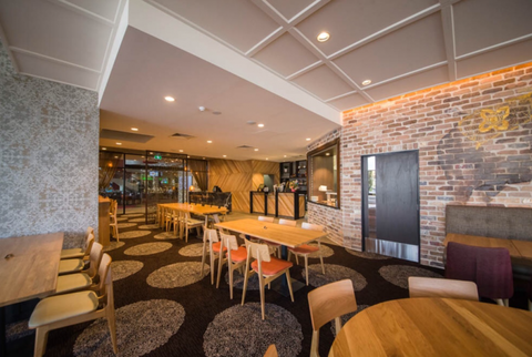 Thai Taste Restaurant - Accommodation Main Beach 7
