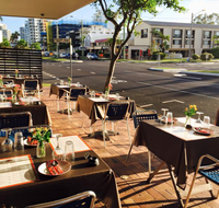 Thai Mangoes Restaurant - Accommodation Main Beach
