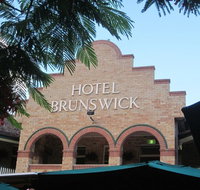 Bruns Brasserie - Accommodation Main Beach