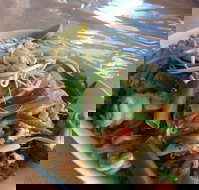 Luriya's Thai - Accommodation Main Beach