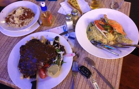 Rainbow Bay Surf Life Saving Club - Accommodation Main Beach 0