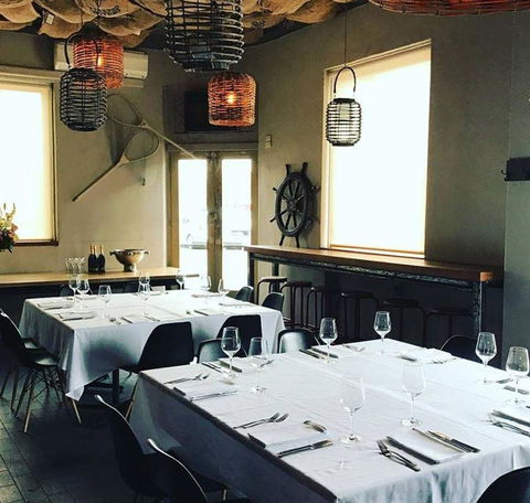RST Seafood Restaurant - Accommodation Main Beach 12