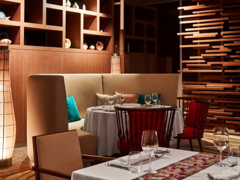Arnguli Grill & Restaurant - Accommodation Main Beach 0