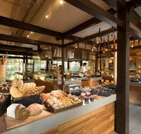 Ilkari Restaurant - Accommodation Main Beach
