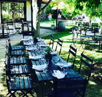 Stone  Barrow - Accommodation Main Beach