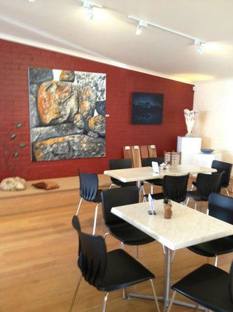 Artifakt Gallery And Cafe - Accommodation Main Beach 0