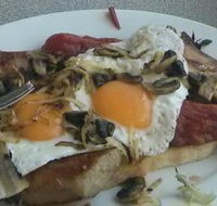 Cafe on King - Accommodation Main Beach