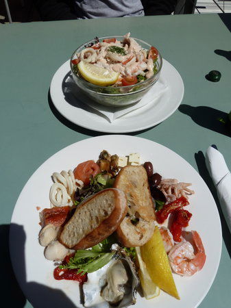 Fish 'n Chips - Accommodation Main Beach 0