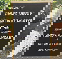 Summer barbecue - Accommodation Main Beach