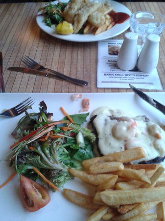 The Bark Mill Tavern & Bakery - Accommodation Main Beach 0