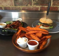 Across The Road Burger House - Accommodation Main Beach