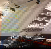 Cafe 63 - Accommodation Main Beach