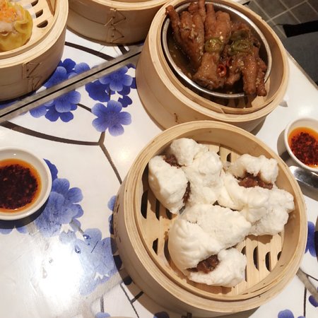 Chinese Canton Carousel - Accommodation Main Beach 0