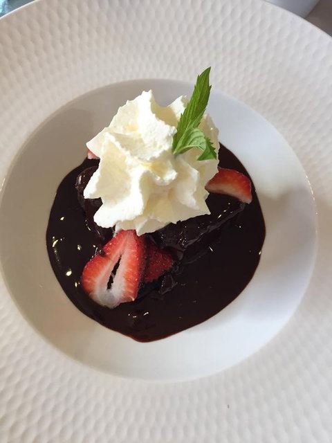 Pinelli Estate Winery Restaurant - Accommodation Main Beach 3