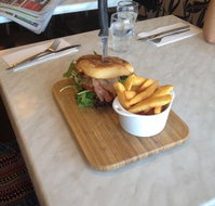 Rileys Woodfired Cafe - Accommodation Main Beach