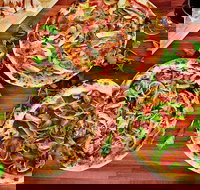 Swan Woodfired Pizzeria - Accommodation Main Beach