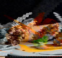 Gucce Pizzeria e Cucina Italiana - Accommodation Main Beach