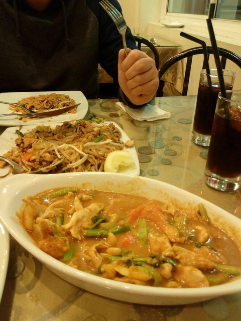 Just One Thai Restaurant - Accommodation Main Beach 2