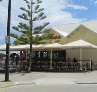 Dome Cafe - Accommodation Main Beach