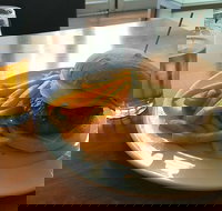 Barzaar - Accommodation Main Beach