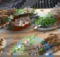 Whistle and Flute - Accommodation Main Beach