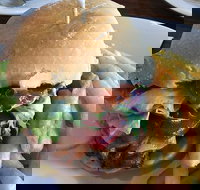 Cafe Manto - Accommodation Main Beach