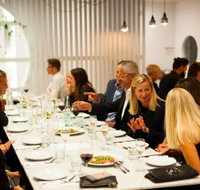 Stones Throw - Accommodation Main Beach