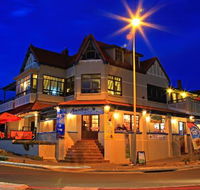 Ampika's Kitchen - Accommodation Main Beach