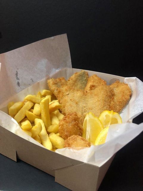 Fish Out Of Water Hyde Park - Accommodation Main Beach 4