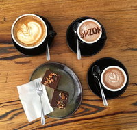 Sazon Espresso - Accommodation Main Beach