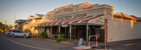 Emily's Bistro - Accommodation Main Beach 0