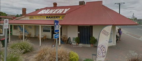 Port Wakefield Bakery - Accommodation Main Beach 0