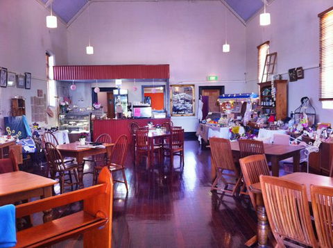 Salt Of The Earth Cafe And Gallery - Accommodation Main Beach 0