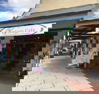 Vintage Cafe - Accommodation Main Beach