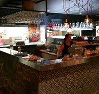 Madmegs  Co - Accommodation Main Beach