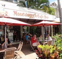 Moondoggy's Cafe Bar - Accommodation Main Beach