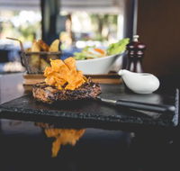 Three Bar and Grill - Accommodation Main Beach