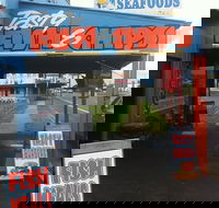 Gladstone Road Seafoods - Accommodation Main Beach