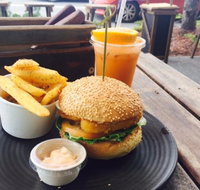 Moo-Free Burgers - Accommodation Main Beach
