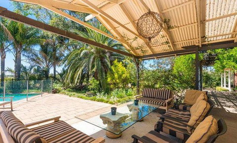 The Sicilian Restaurant - Accommodation Main Beach 13