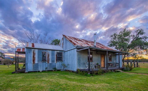 The Sicilian Restaurant - Accommodation Main Beach 8