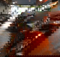 Zinc Cafe  Restaurant - Accommodation Main Beach